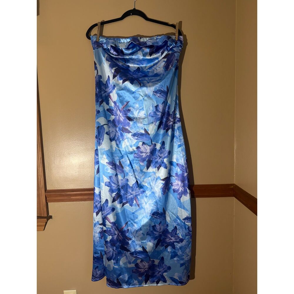 Women’s XL Blue Floral Strapless Ruffle Bodycon Midi Dress